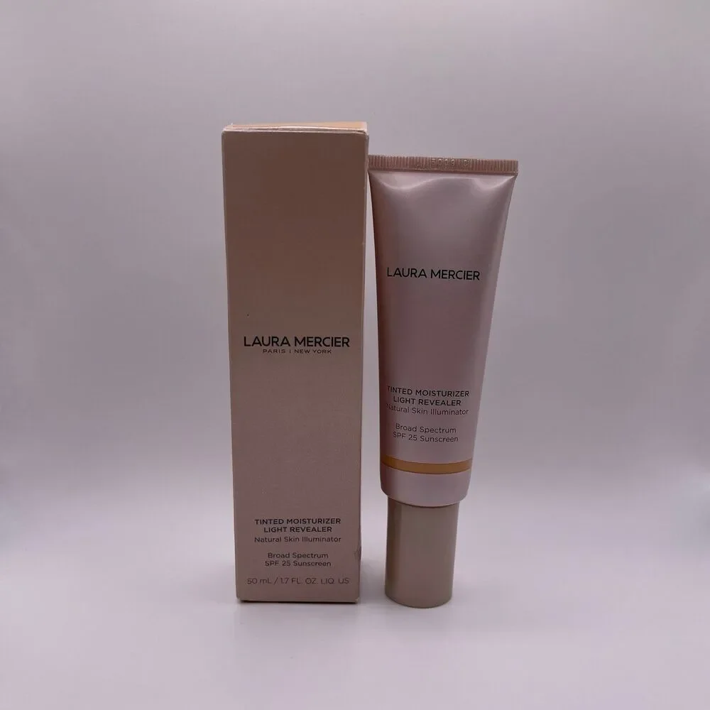 Laura Mercier Tinted Moisturizer SPF 25 Light Revealer Natural Skin Illuminator